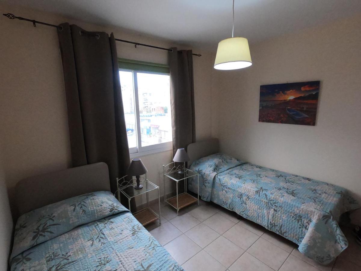 Amelia Two Bedroom Apartment - 201 Paphos Exteriör bild